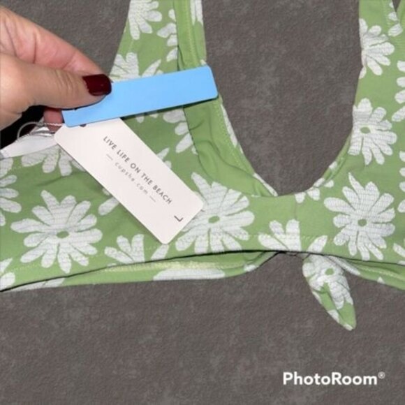 NWT- Cupshe Light Green Daisy Floral Knotted Tank Bikini Top Women’s Large - Picture 5 of 6